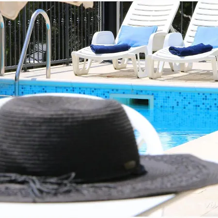 Modern Villa In Primosten With Pool Villa *