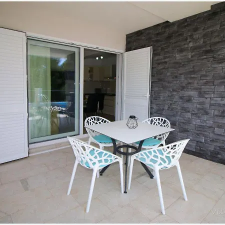 Modern Villa In Primosten With Pool Villa *