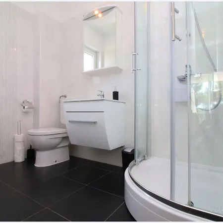 Modern Villa In Primosten With Pool Villa *