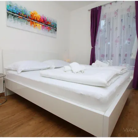 Villa Modern Villa In Primosten With Pool