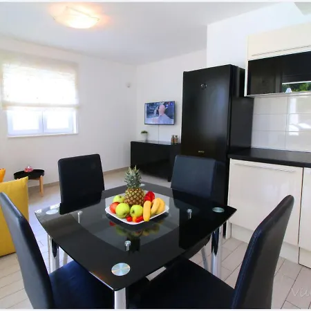 Villa Modern Villa In Primosten With Pool *